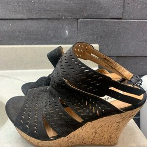 Womens Black and Brown Heels Size 7
